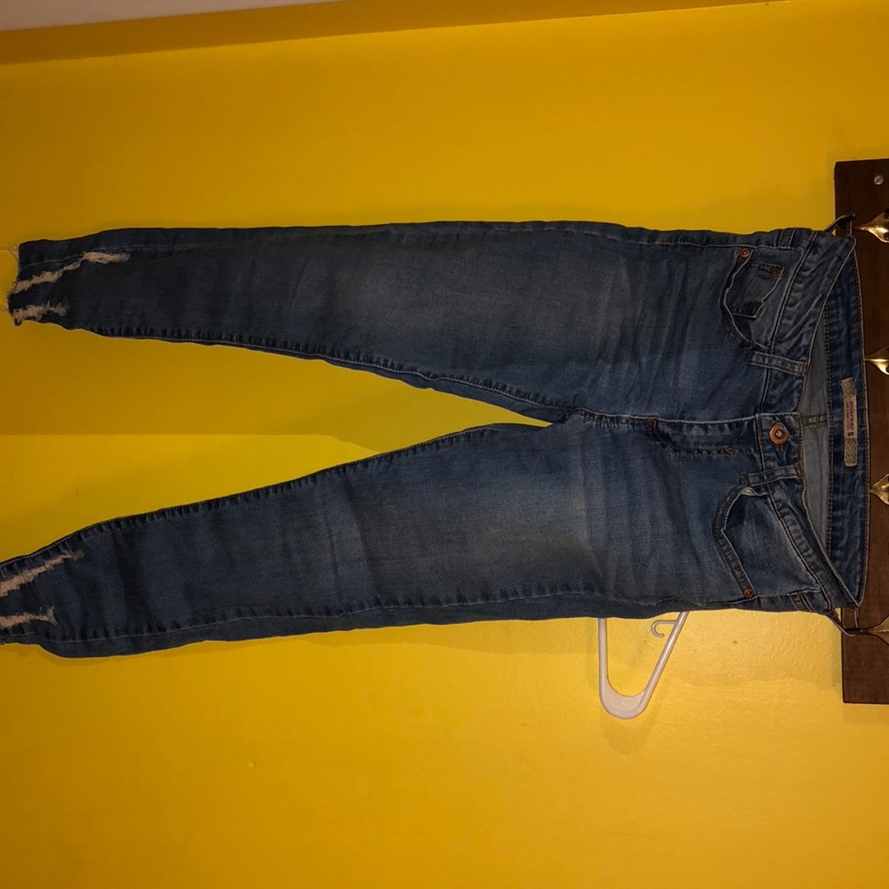 Jeans